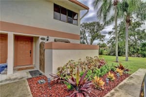 4340 SW 70th Terrace, Davie, FL 33314, Sold 10/28/20