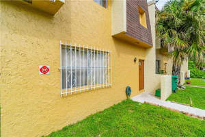 5737 Blueberry Ct, Lauderhill, FL 33313, Sold 12/15/20