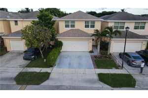 4048 Eastridge Dr, Pompano Beach, FL 33064, Sold 11/10/20