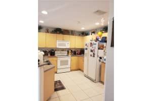 7907 N Silverado Cir, Hollywood, FL 33024, Sold 01/11/21