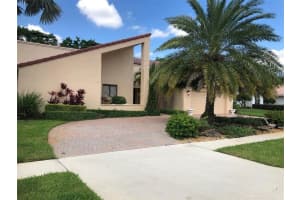 2555 SW 23rd Cranbrook Dr, Boynton Beach, FL 33436, Sold 01/25/21