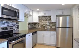 600 NE 2nd St, Dania Beach, FL 33004, Sold 06/18/21