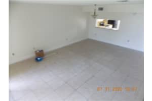 371 W Park Dr, Miami, FL 33172, Sold 12/23/20