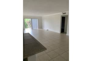 9437 SW 76th St APT V35, Miami, FL 33173, Sold 11/20/20