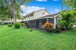 1955 Discovery Cir W, Deerfield Beach, FL 33442, Sold 11/05/20