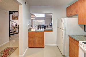 6663 SW 41st Ct, Davie, FL 33314, Sold 11/12/20