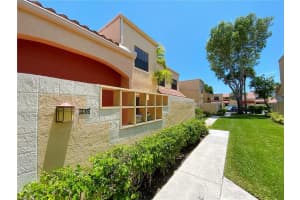 20908 Leeward Ct, Miami, FL 33180, Sold 04/14/21