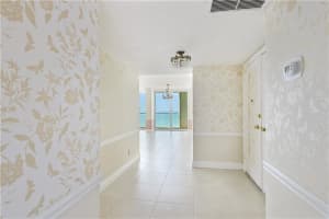 4300 N Ocean Blvd #17p, Fort Lauderdale, FL 33308, Sold 11/25/20