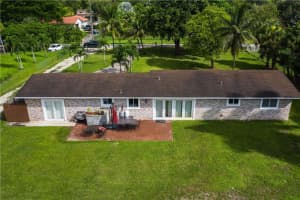 14190 SW 24th St, Davie, FL 33325, Sold 12/17/20