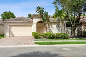 5808 NW 122nd Dr, Tamarac, FL 33321, Sold 12/04/20