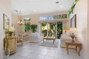 5808 NW 122nd Dr, Tamarac, FL 33321, Sold 12/04/20