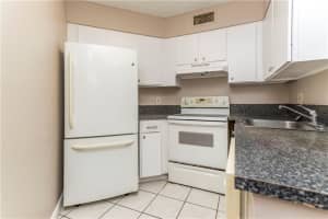 213 Lake Pointe Dr, Oakland Park, FL 33309, Sold 12/29/20