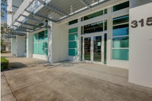 315 NE 3rd Ave, Fort Lauderdale, FL 33301, Sold 03/31/21