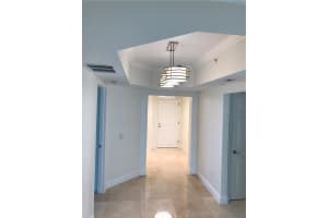 411 N New River Dr E, Fort Lauderdale, FL 33301, Sold 11/16/20