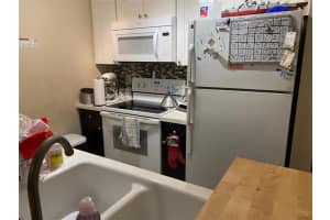 2803 N Oakland Forest Dr, Oakland Park, FL 33309, Sold 11/30/20