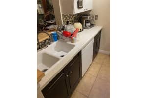 2803 N Oakland Forest Dr, Oakland Park, FL 33309, Sold 11/30/20