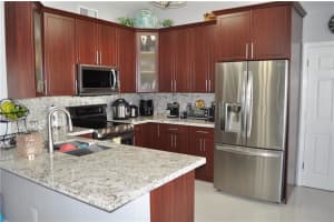 8620 SW 14th Ct, Pembroke Pines, FL 33025, Sold 12/29/20