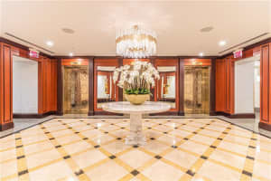 411 N New River Dr E, Fort Lauderdale, FL 33301, Sold 11/12/20