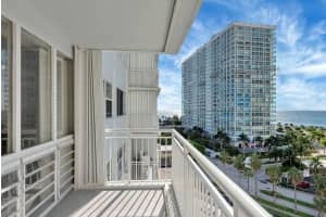 1920 S Ocean Dr, Fort Lauderdale, FL 33316, Sold 11/25/20