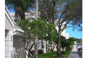 2861 N Oakland Forest Dr, Oakland Park, FL 33309, Sold 11/20/20