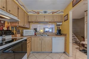 3016 S Oakland Forest Dr, Oakland Park, FL 33309, Sold 11/09/20