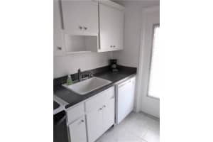 1951 NE 39th St, Lighthouse Point, FL 33064, Sold 02/25/21