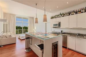 2001 Meridian Ave, Miami Beach, FL 33139, Sold 11/24/21