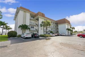 2936 Lake Shore Dr, West Palm Beach, FL 33404, Sold 12/24/20