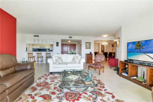 347 N New River Dr E, Fort Lauderdale, FL 33301, Sold 03/23/21