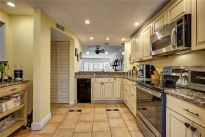 2029 N Ocean Blvd, Fort Lauderdale, FL 33305, Sold 12/18/20