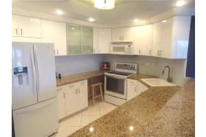 2500 E Las Olas Blvd, Fort Lauderdale, FL 33301, Sold 04/29/21