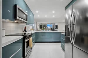 2200 NE 33rd Ave #3f, Fort Lauderdale, FL 33305, Sold 03/05/21