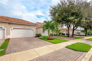 7501 S Aragon Blvd, Sunrise, FL 33313, Sold 05/24/21