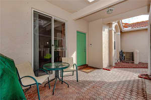 7501 S Aragon Blvd, Sunrise, FL 33313, Sold 05/24/21