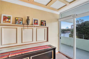 1000 SE 4th St, Fort Lauderdale, FL 33301, Sold 04/22/21