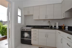 2115 NE 42nd Ct #111n, Lighthouse Point, FL 33064, Sold 12/28/20