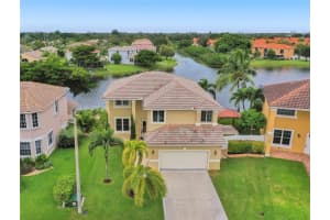 16217 NW 20th St, Pembroke Pines, FL 33028, Sold 01/28/21