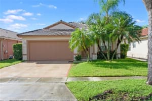 20810 NW 18th St, Pembroke Pines, FL 33029, Sold 12/04/20