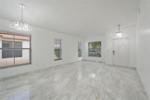 20810 NW 18th St, Pembroke Pines, FL 33029, Sold 12/04/20