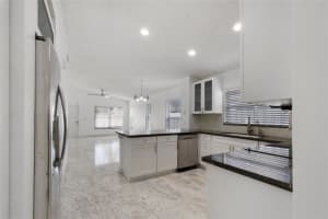 20810 NW 18th St, Pembroke Pines, FL 33029, Sold 12/04/20