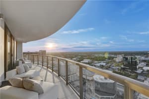 100 E Las Olas Blvd #2401, Fort Lauderdale, FL 33301, Sold 03/04/21