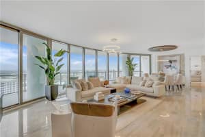 100 E Las Olas Blvd #2401, Fort Lauderdale, FL 33301, Sold 03/19/21