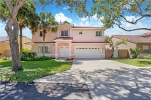 19170 NW 89th Ct, Hialeah, FL 33018, Sold 12/17/20