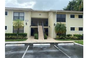 1517 Lake Crystal Dr, West Palm Beach, FL 33411, Sold 11/05/20