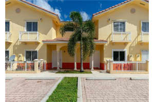 7469 NW 180th St, Hialeah, FL 33015, Sold 11/23/20