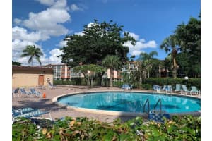 5935 Del Lago Cir, Sunrise, FL 33313, Sold 12/30/20