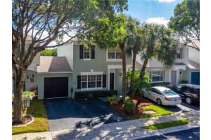 9540 E Plum Harbor Way, Tamarac, FL 33321, Sold 12/30/20