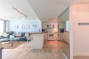 333 NE 21st Ave, Deerfield Beach, FL 33441, Sold 04/01/21