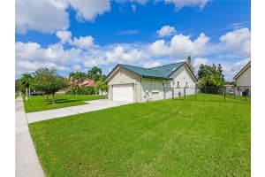 10125 SW 20th St, Davie, FL 33324, Sold 02/12/21