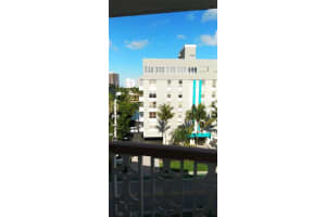 9700 E Bay Harbor Dr, Bay Harbor Islands, FL 33154, Sold 12/17/20